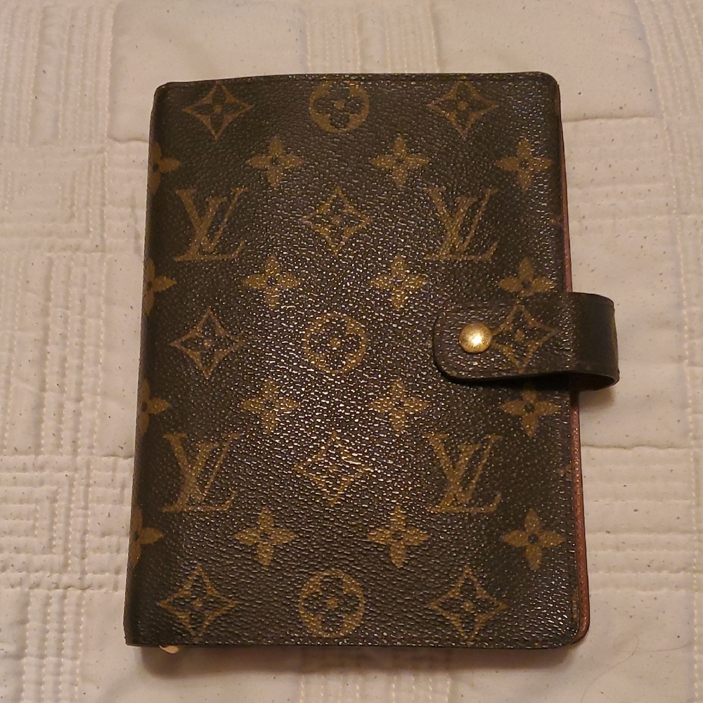 Louis Vuitton Monogram Canvas MM Agenda